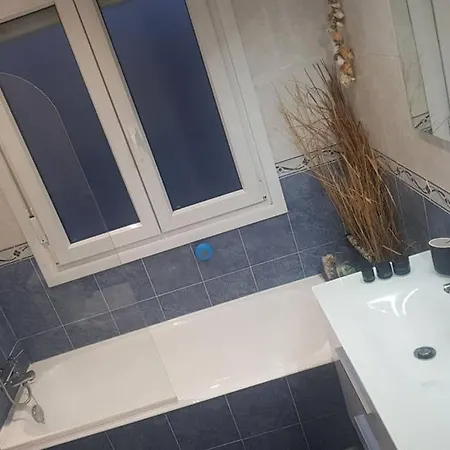 Coqueto ático Con Terraza Apartamento