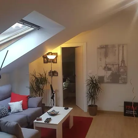 Coqueto Atico Con Terraza Apartment